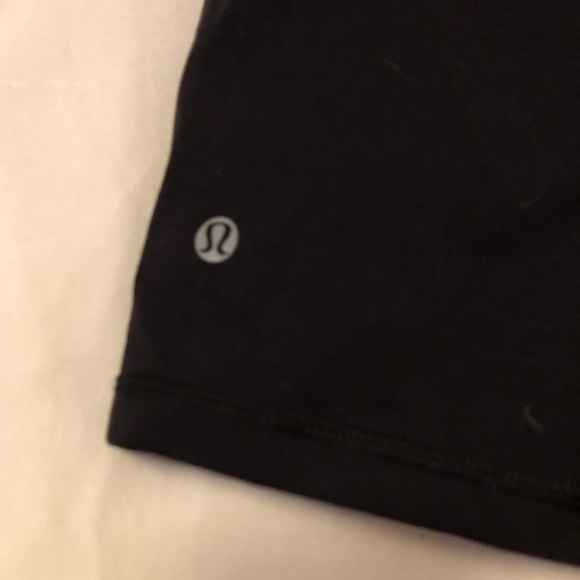 Lululemon shorts - Picture 3 of 4